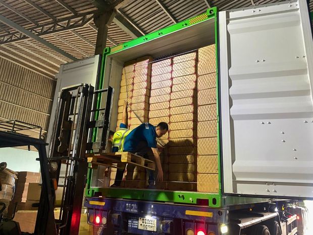 Container loading export